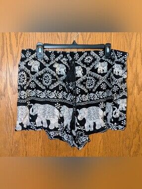 SHEIN Elephant Print Shorts Size 3XL